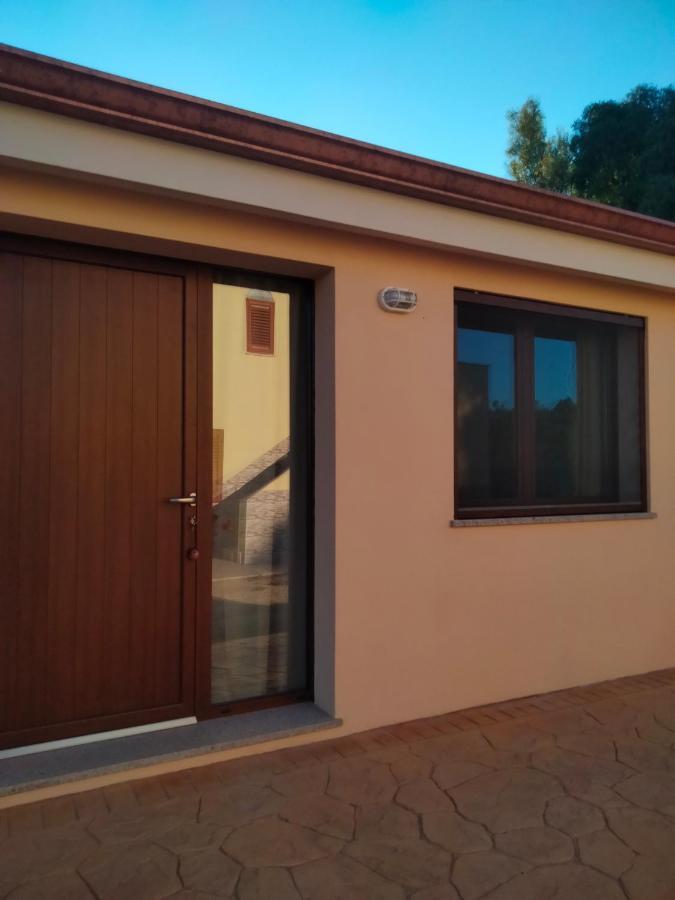 Agriturismo I Doni Del Mandorlo 阿尔盖罗 外观 照片